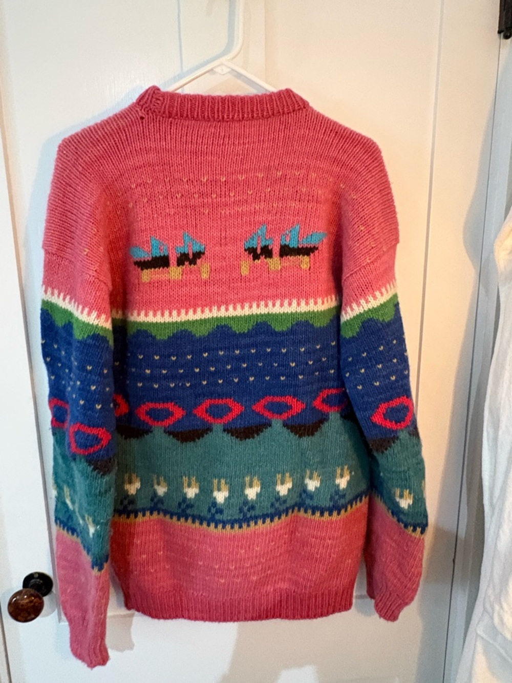 Colorful Peruvian Wool - Picture 2 of 8